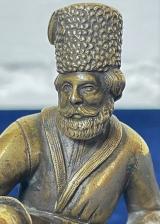 Сидящий охотник скульптура русская антикварная бронза 